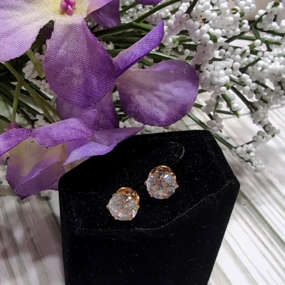 Swarovski Crystal Elements Earrings Clear 2 CTW Stud Earrings Gold Overlay NEW!